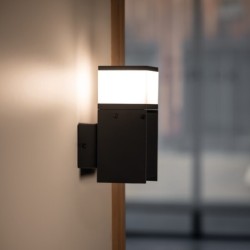 Sieninis lauko šviestuvas su kištukiniu lizdu DASTEN EL16 B 230V G9 IP44 Aliuminio lydinys PC Juoda