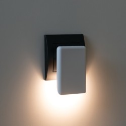 Naktinis šviestuvas jungiamas į kištukinį lizdą ORISA LED WW W 0,28W 220V 3000K (šilta balta) Balta