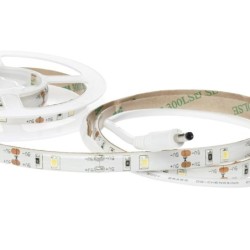 LED juostos komplektas 1M su sensoriumi 4000K 4xAAA baterijos