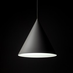 Pakabinamas šviestuvas CONO 1xE27 SMĖLIO