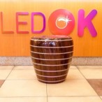 LED dekoracija -taburetė RGB, valdoma pulteliu (Plastikas)