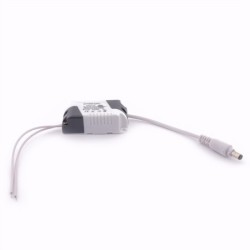 6W impulsinis srovės šaltinis (AC220V) DC3-14V 300mA
