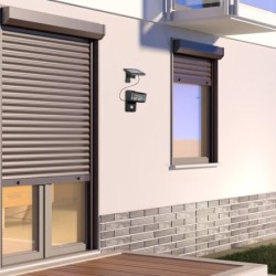 Saulės energija įkraunamas šviestuvas Valpovo LED 2.4W 4000K Neutrali balta (Juoda)