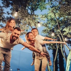 Saulės energija įkraunamas šviestuvas Zirc LED 3.6W 2700K Šilta balta (juoda)