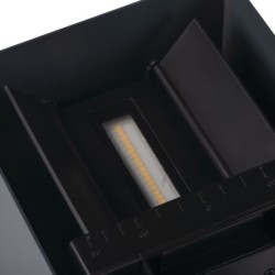Saulės energija įkraunamas sieninis LED lauko šviestuvas REKA SOLAR10 3W-L-GR, IP65, su judesio davikliu, grafito spalva