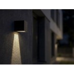 Saulės energija įkraunamas sieninis LED lauko šviestuvas REKA SOLAR15 6W-L-GR, su judesio jutikliu, IP65, grafito spalvos